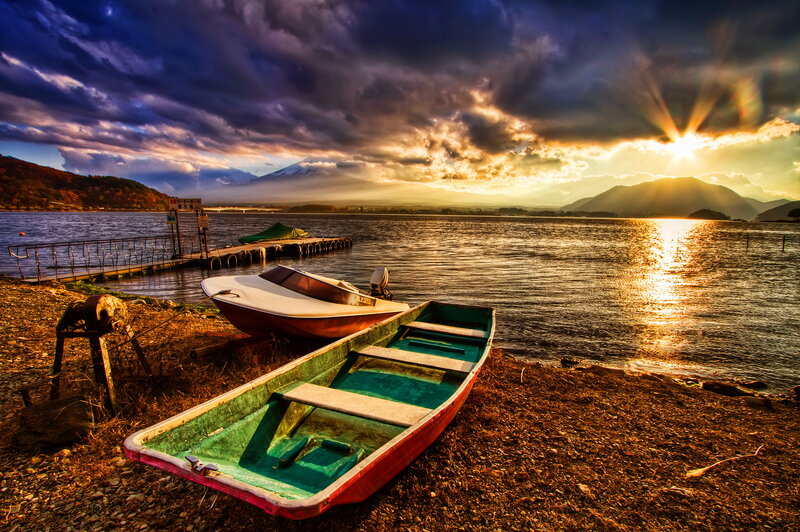 Boats on Lakeshore — Blue