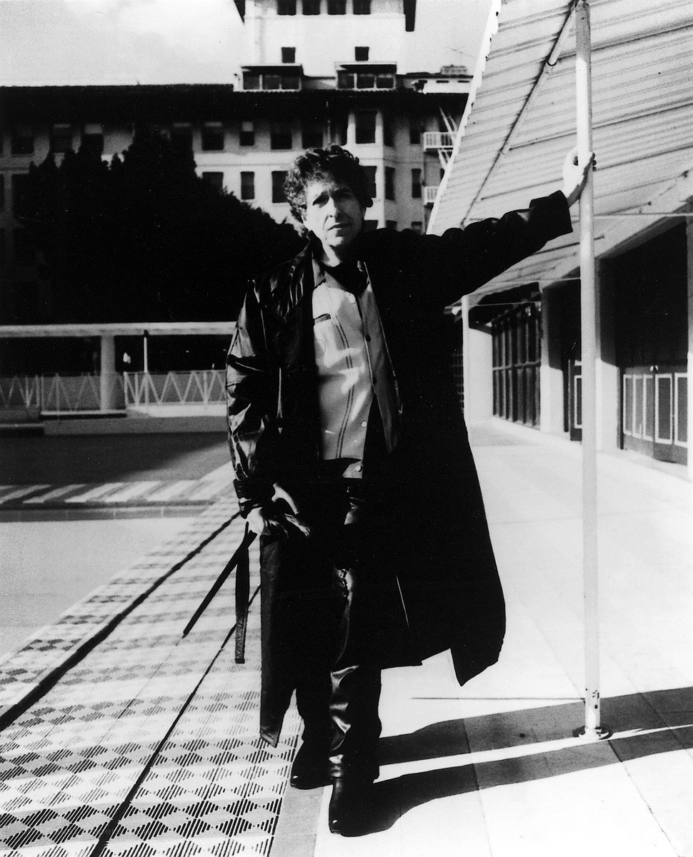 Bob Dylan on a city street