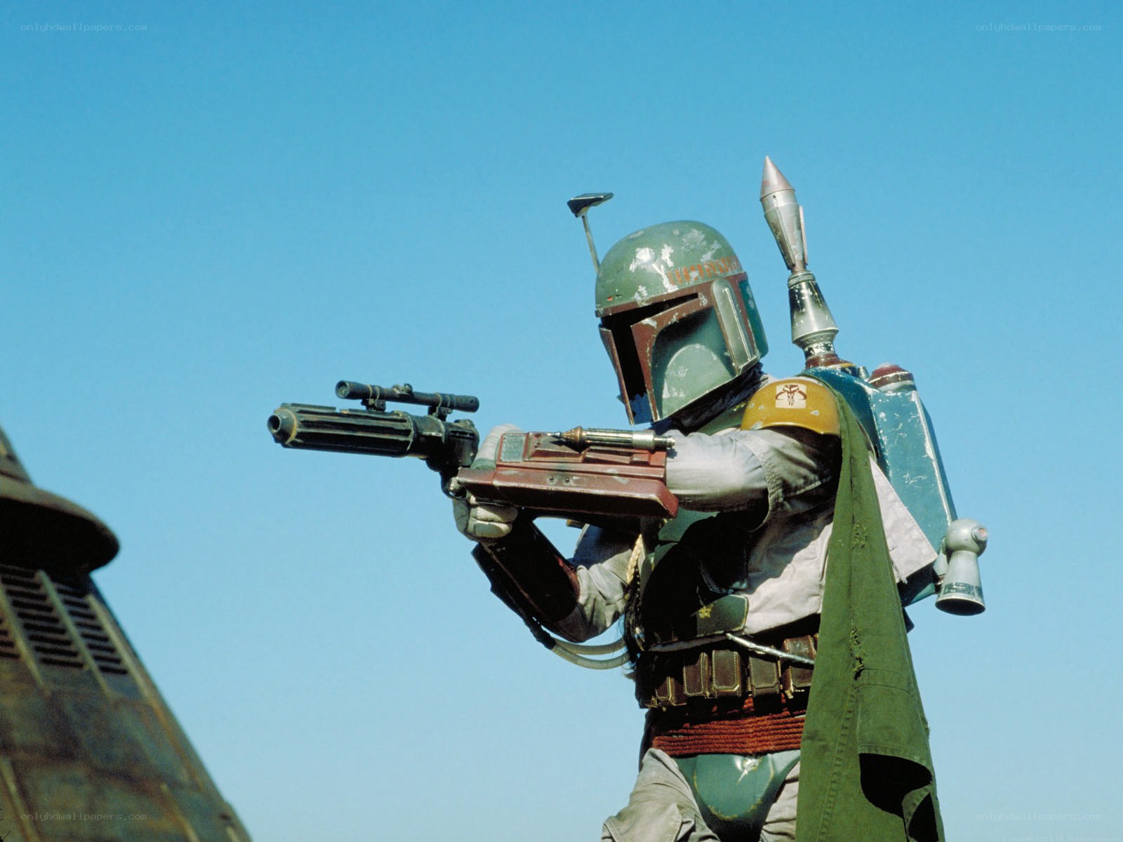 Boba Fett aiming blaster