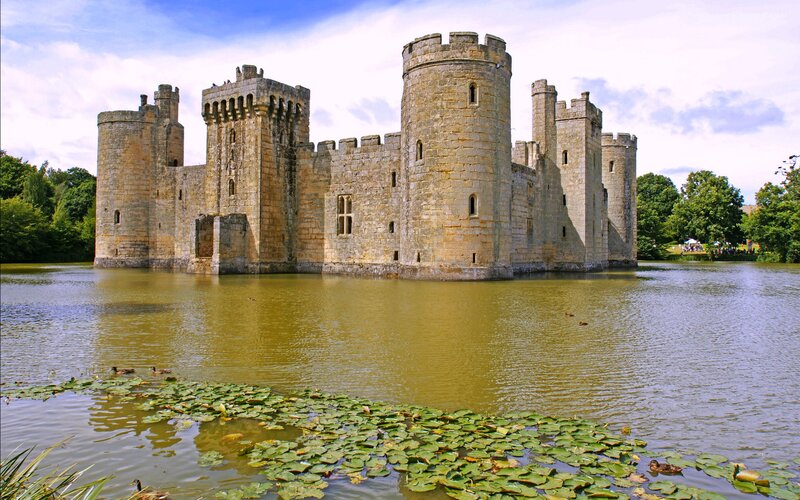 Bodiam Castle — Green, Serene, Afternoon