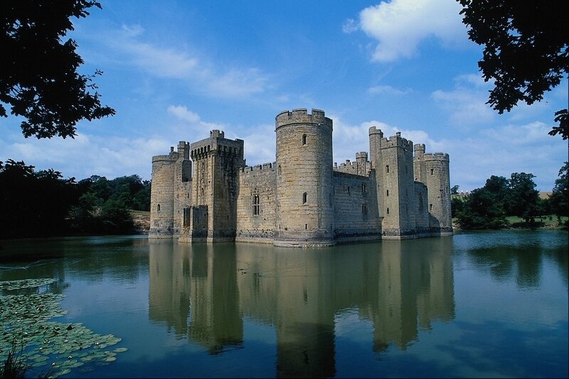 Bodiam Castle — Serene