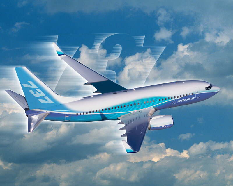 Boeing 737 Airplane — Blue, Dynamic