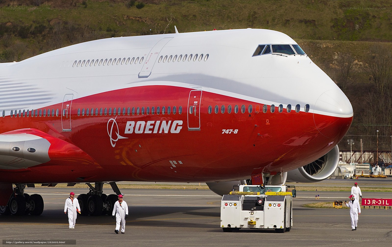 Boeing 747-8 on the tarmac
