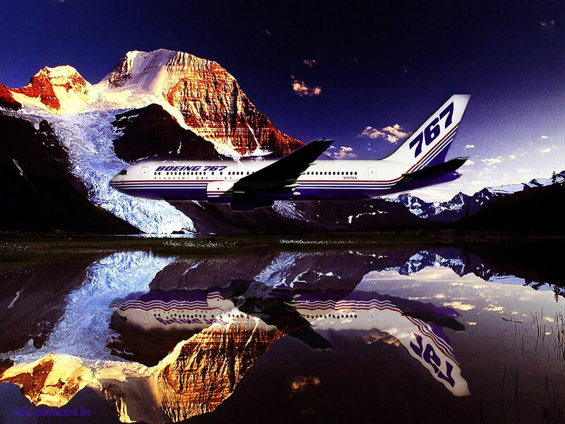 Boeing 767 Airplane