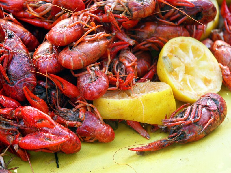 Boiled Crawfish with Lemon — Red