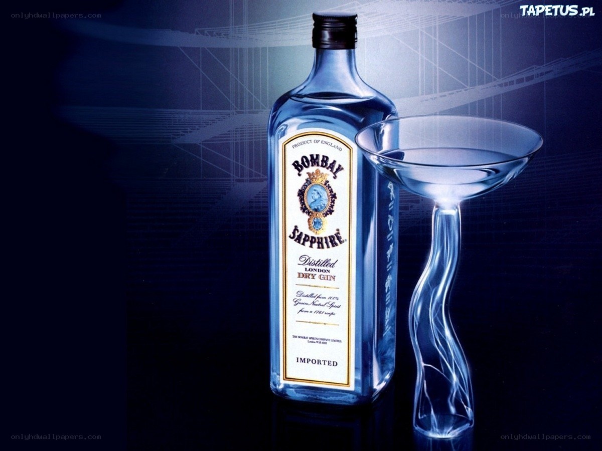 Bombay Sapphire Gin bottle