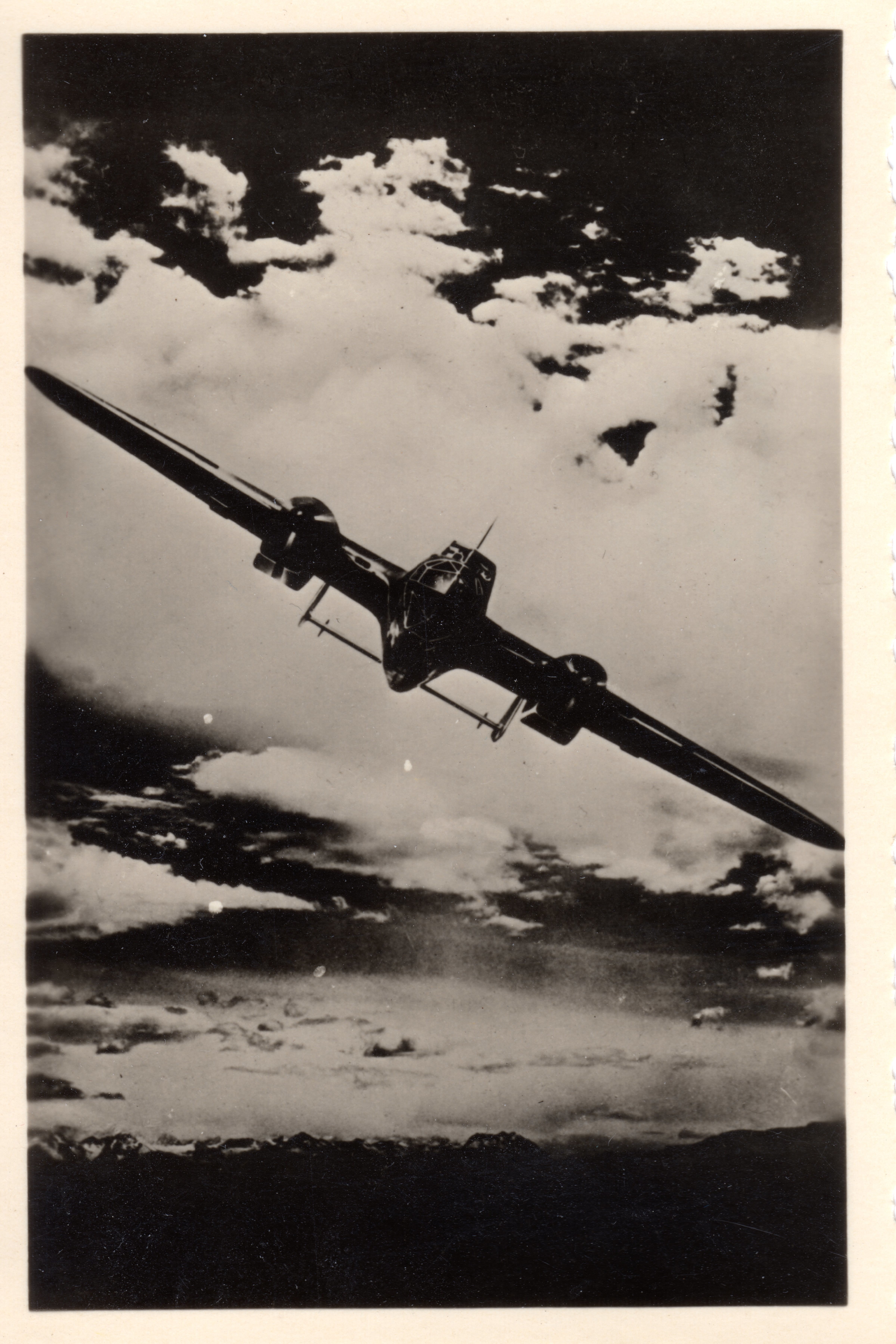 Bomber aircraft in flight