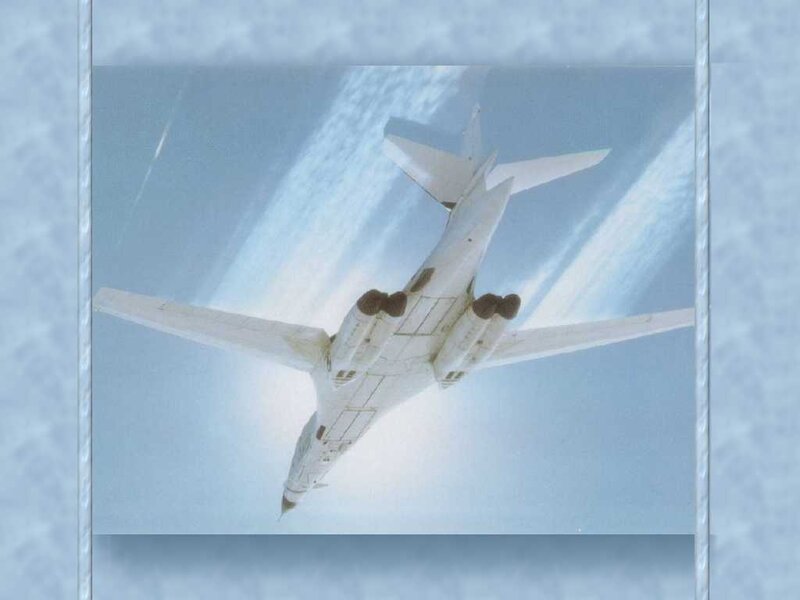 Bomber aircraft in flight