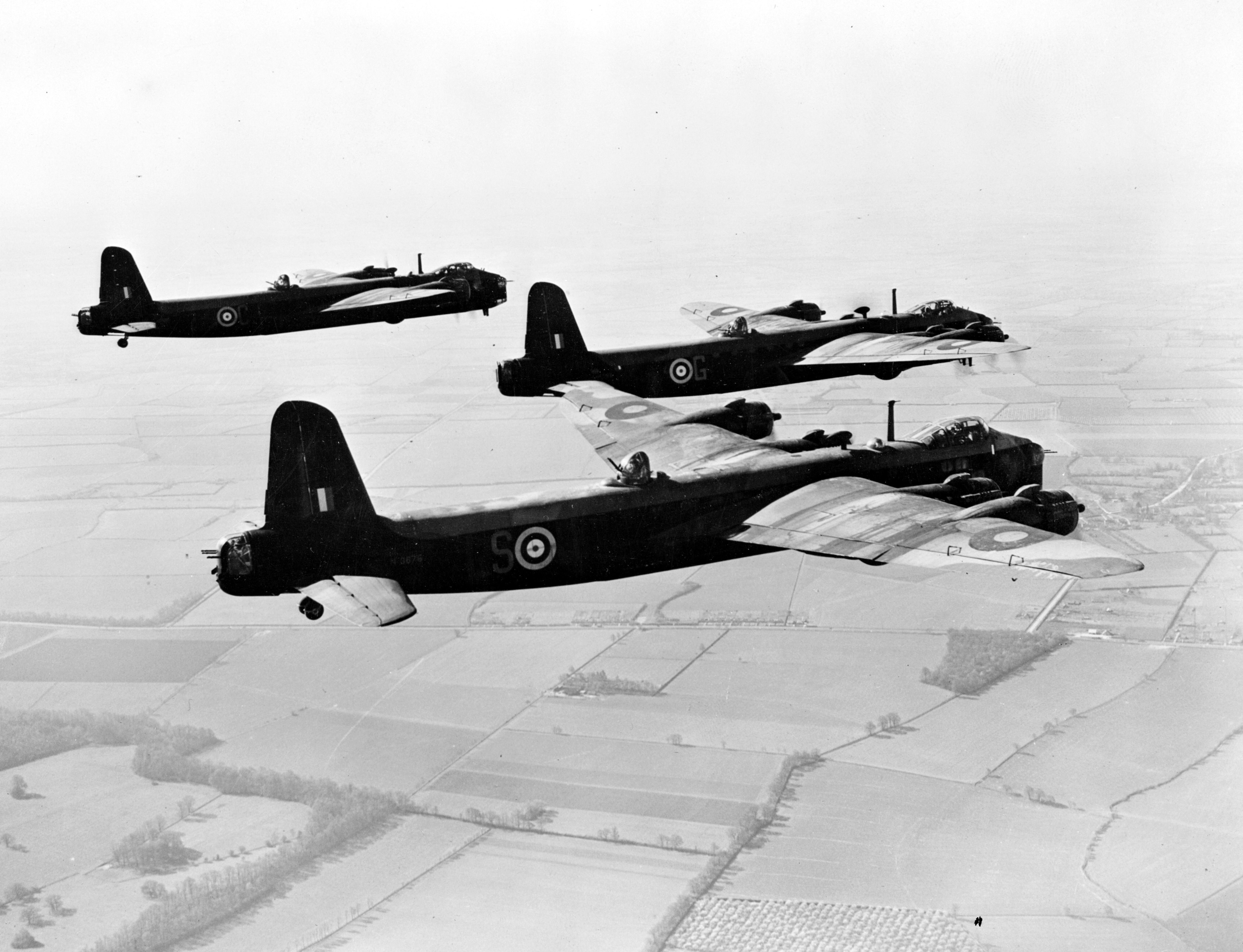 Bomber aircraft in formation
