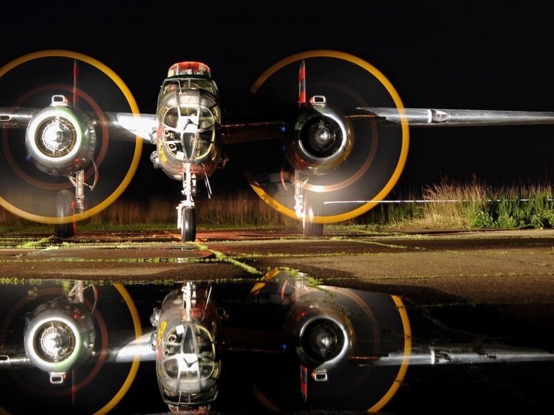 Bomber Airplane at Night — Black