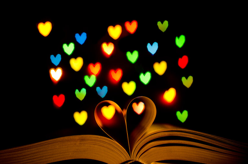 Book with Heart-shaped Pages — Black, Romantic