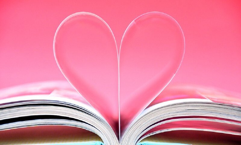 Book with Heart-shaped Pages — Pink, Romantic