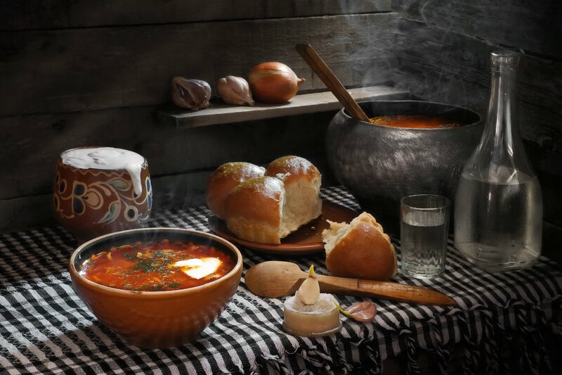 Borscht Soup and Bread