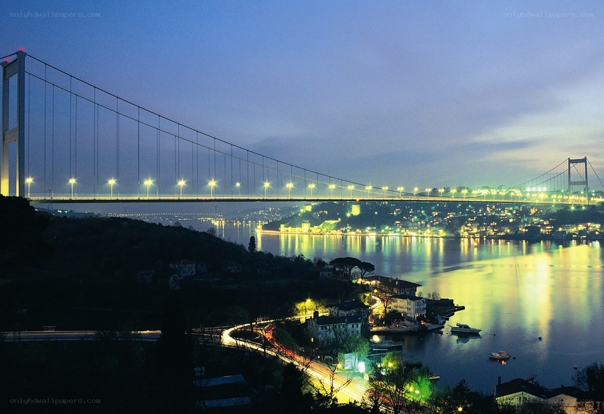 Bosphorus Bridge at dusk