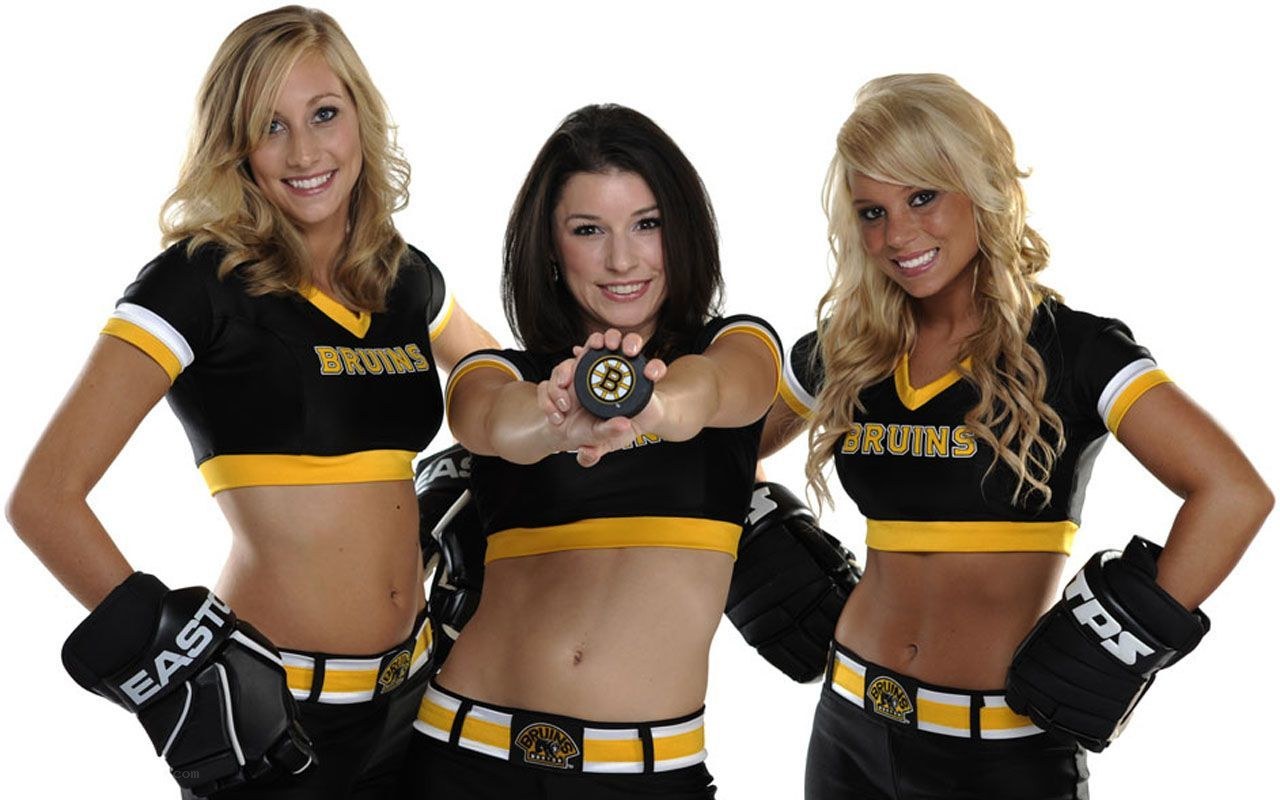 Boston Bruins cheerleaders