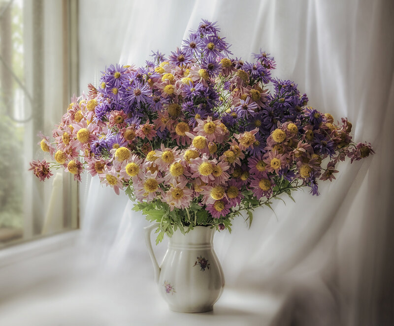 Bouquet of Asters and Daisies