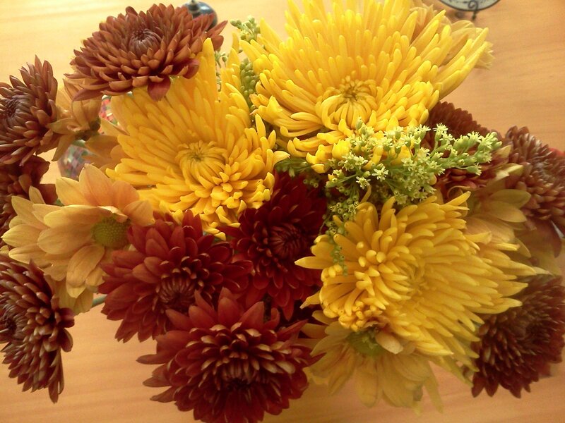 Bouquet of Chrysanthemums — Yellow, Calm, Autumn