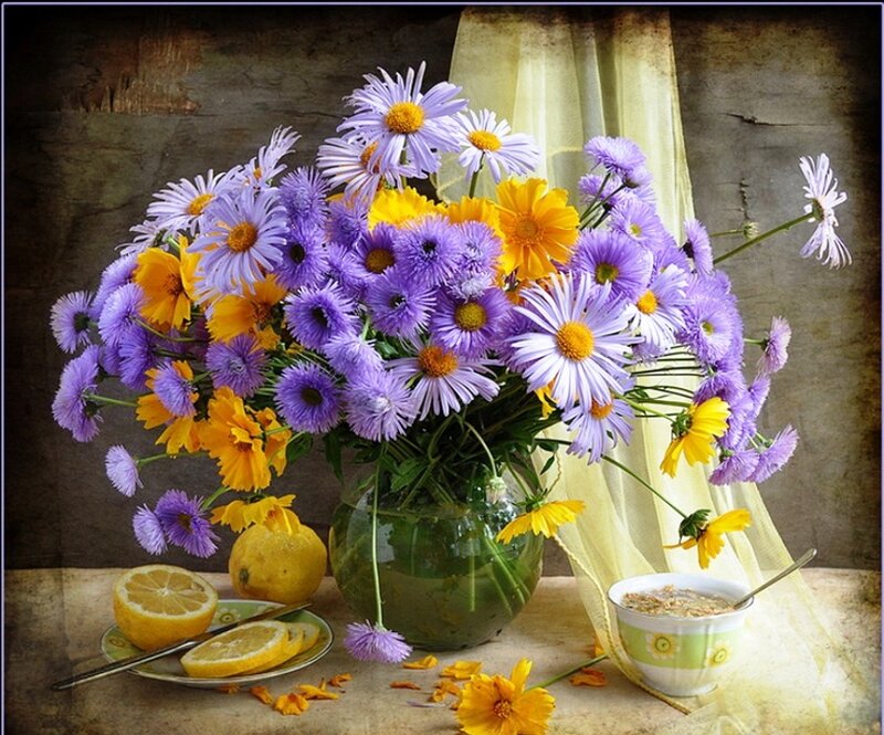 Bouquet of Daisies and Lemons