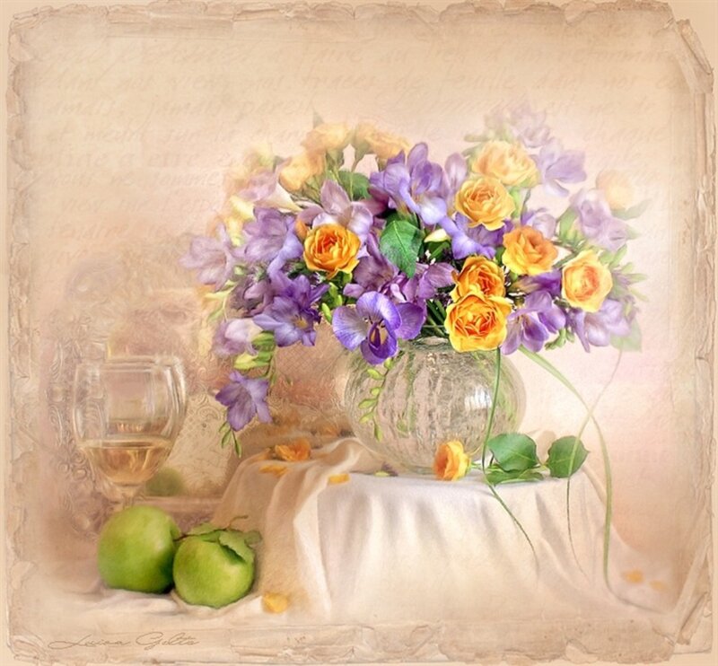Bouquet of Flowers and Apples — Purple
