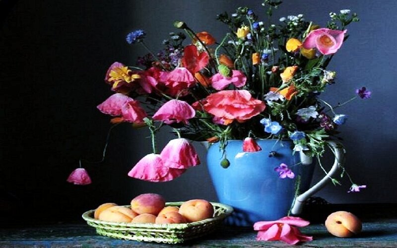 Bouquet of Flowers and Peaches — Blue