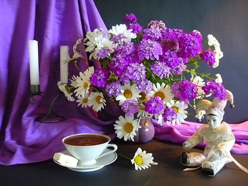 Bouquet of Flowers and Tea — Purple, Calm