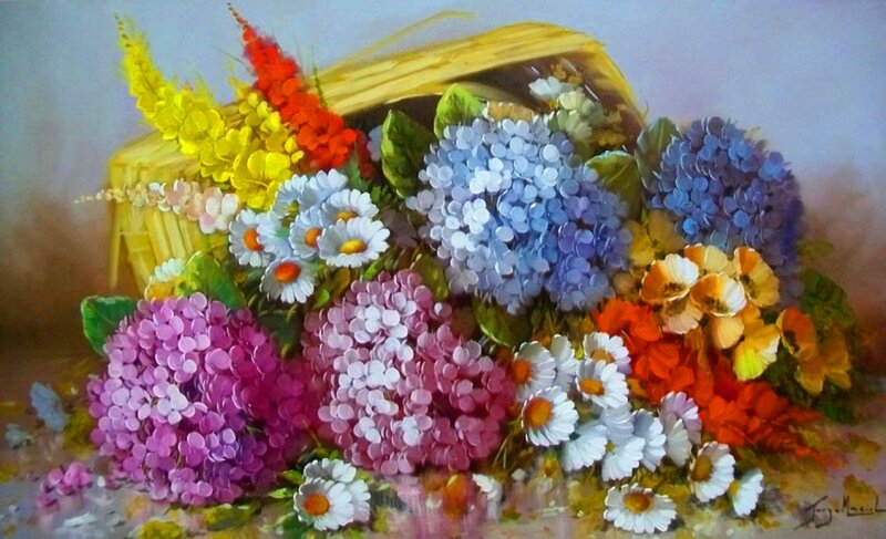 Bouquet of Flowers in Basket — Purple