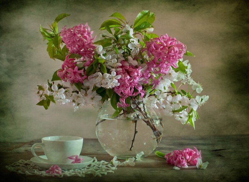 Bouquet of Flowers in Vase — Pink, Serene, Spring