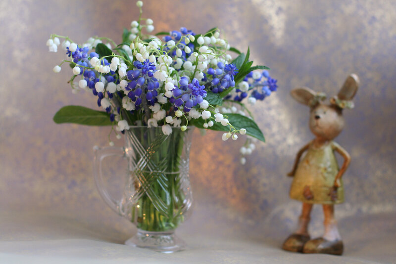Bouquet of Flowers in Vase — White, Serene, Spring