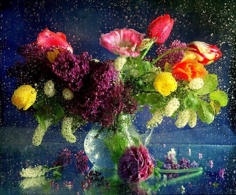 Bouquet of Flowers — Purple, Dramatic