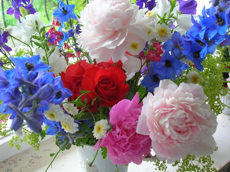 Bouquet of Mixed Flowers — Red, Vibrant, Spring