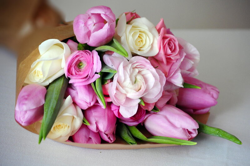 Bouquet of Pink and White Flowers — Calm, Spring