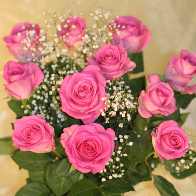 bouquet of pink roses