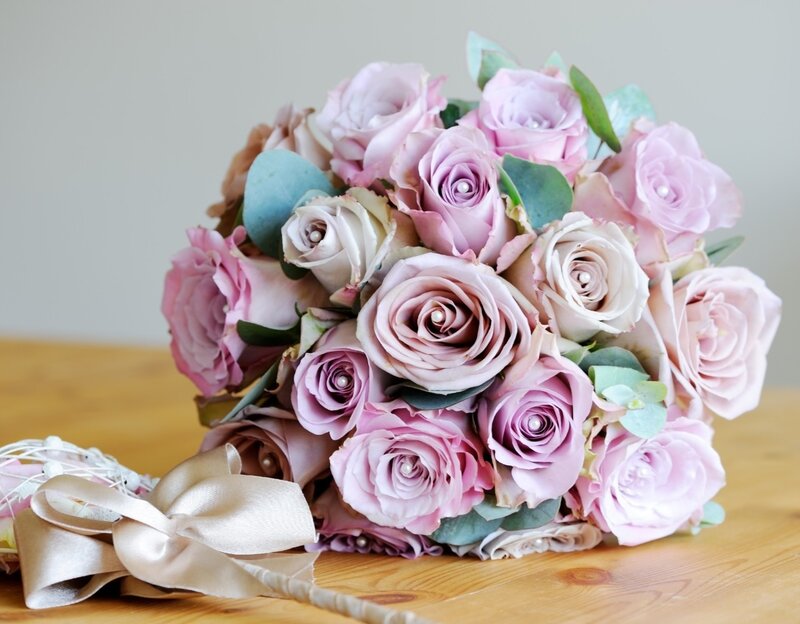 Bouquet of Pink Roses — Calm, Photograph, Green Leaves, Satin Ribbon