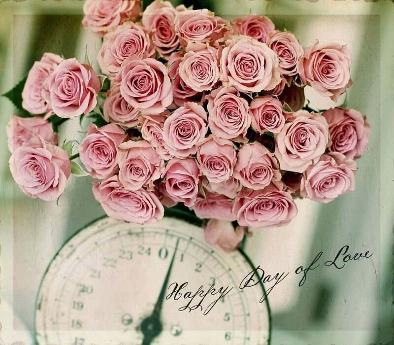 Bouquet of Pink Roses — Romantic, Photograph, Clock