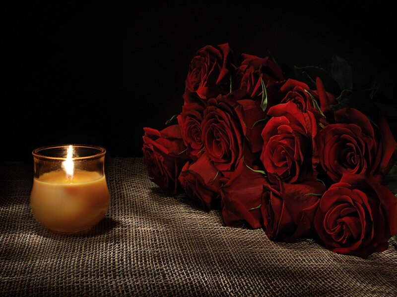 Bouquet of Red Roses — Dramatic, Night