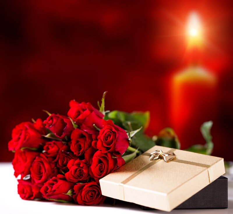 Bouquet of Red Roses — Romantic, Night, Photograph, Gift Box