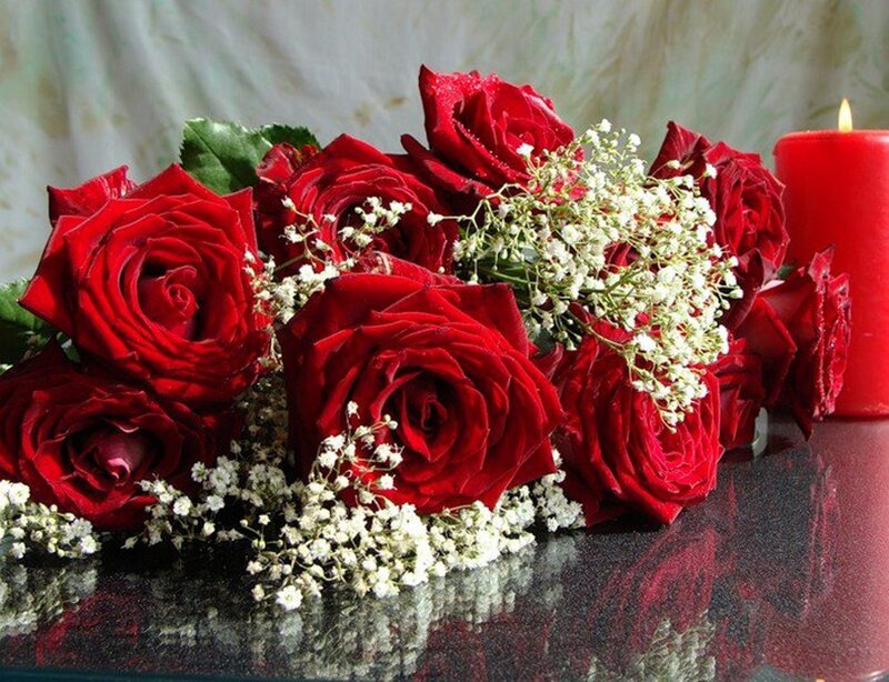 Bouquet of Red Roses — Romantic, Photograph, Candle