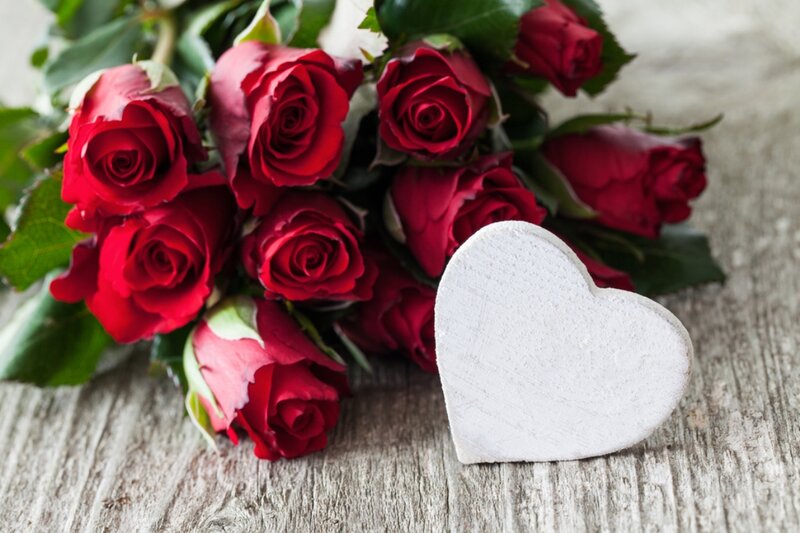 Bouquet of Red Roses — Romantic, Photograph, Heart
