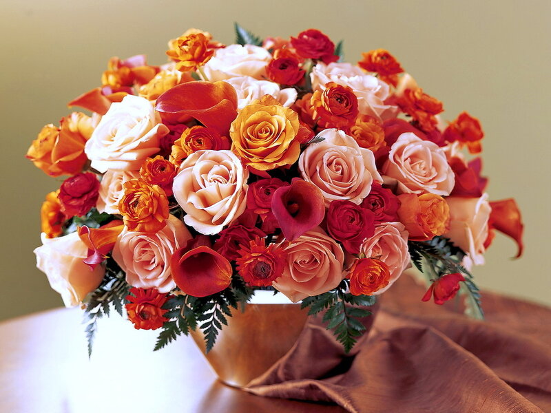 Bouquet of Roses and Calla Lilies — Orange