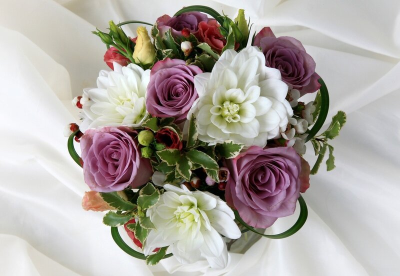 Bouquet of Roses and Dahlias — Purple