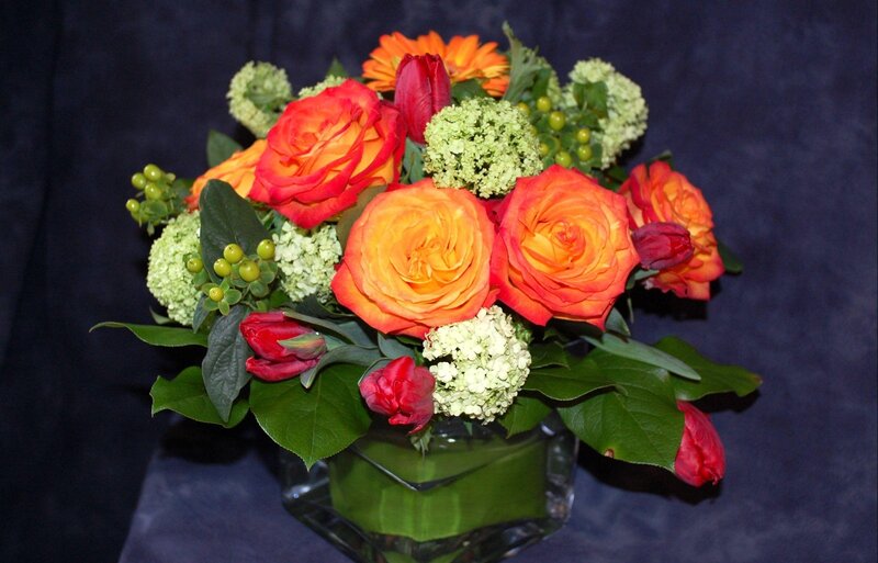 Bouquet of Roses and Flowers — Orange, Calm