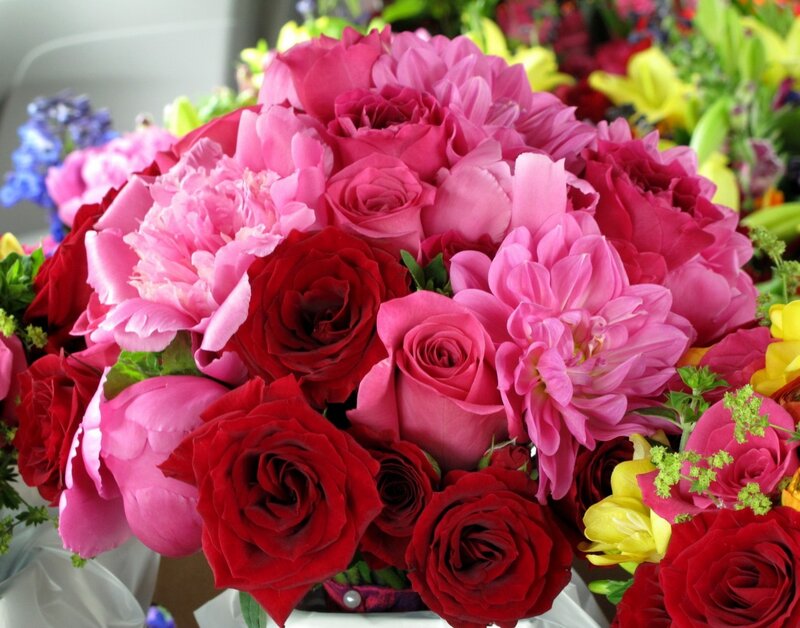 Bouquet of Roses and Peonies — Pink, Vibrant