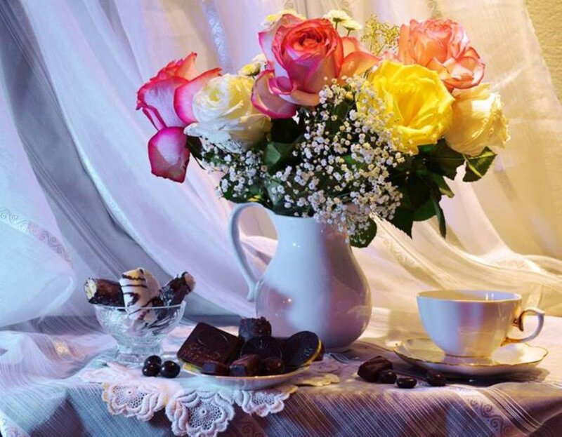 Bouquet of Roses and Sweets
