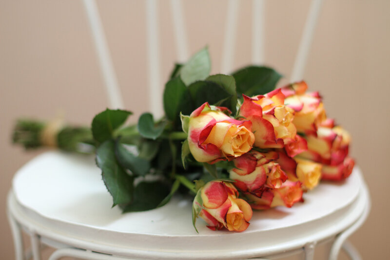 Bouquet of Roses — Yellow, Calm, Photograph, Table