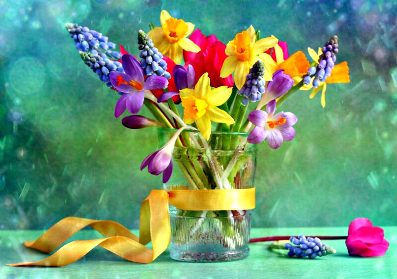 Bouquet of Spring Flowers — Green