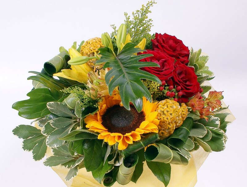 Bouquet of Sunflowers and Roses — Yellow