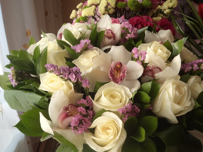 Bouquet of White Roses — Calm, Photograph, Orchids