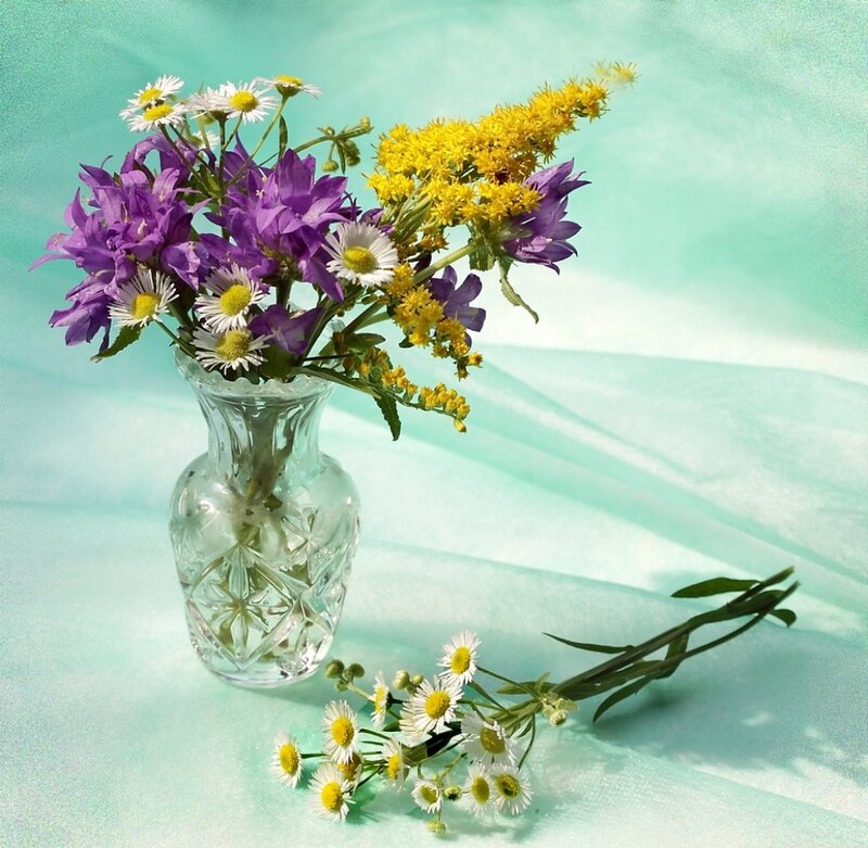 Bouquet of Wildflowers — Teal