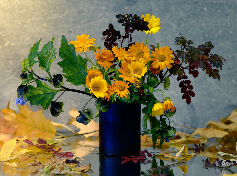 Bouquet of Yellow Flowers — Calm, Autumn