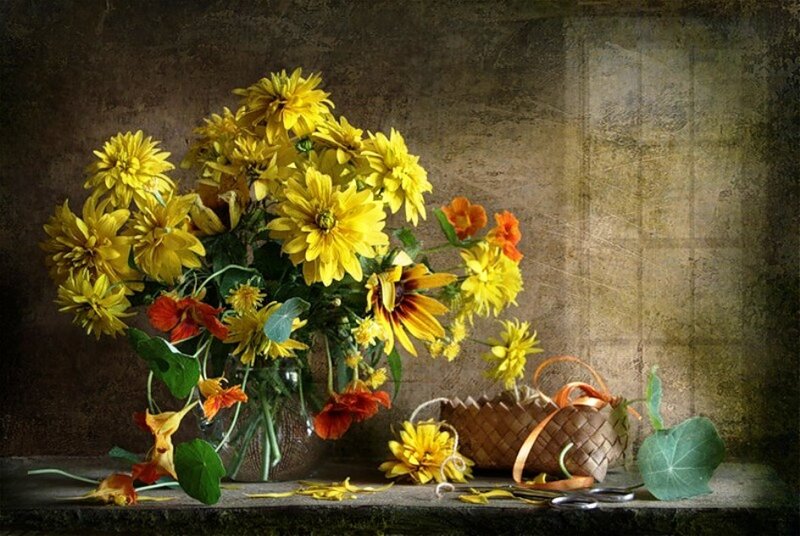Bouquet of Yellow Flowers — Calm, Photograph